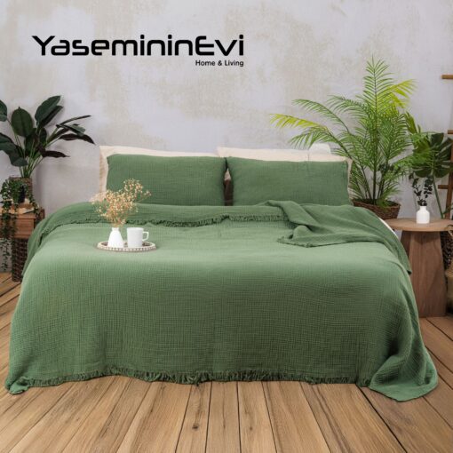 Yeşil Renk 4 Katlı Multi Müslin Yatak Örtüsü Pike